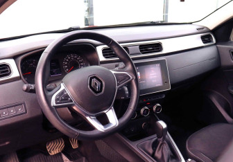 Подержанный автомобиль Renault Arkana 2021 года (15 фото)
