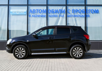 Подержанный автомобиль Nissan Qashqai 2008 года (2 фото)