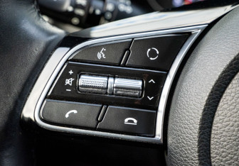 Подержанный автомобиль Kia Cerato Sedan 2018 года (13 фото)