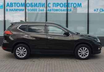 Подержанный автомобиль Nissan X-Trail 2018 года (6 фото)