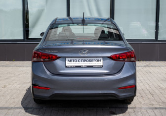 Подержанный автомобиль Hyundai Solaris Sedan 2017 года (4 фото)