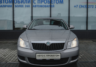 Подержанный автомобиль Skoda Octavia Liftback 2013 года (8 фото)