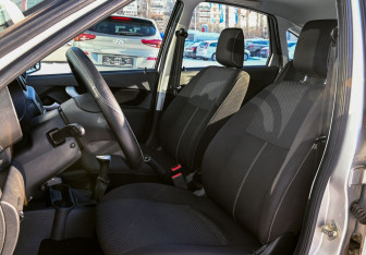 Подержанный автомобиль LADA (ВАЗ) Granta Liftback 2015 года (9 фото)