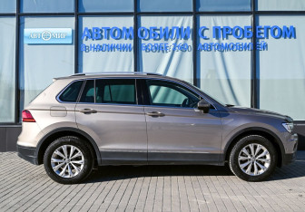 Подержанный автомобиль Volkswagen Tiguan 2018 года (6 фото)