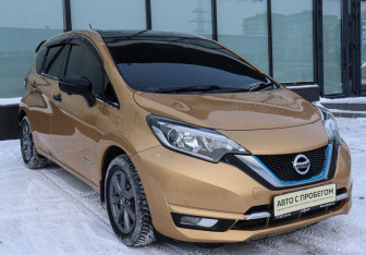 Подержанный автомобиль Nissan Note 2019 года (7 фото)
