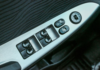 Подержанный автомобиль Hyundai Solaris Sedan 2013 года (17 фото)