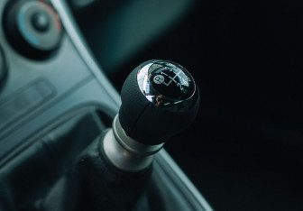 Подержанный автомобиль Toyota Auris Hatchback 2012 года (13 фото)