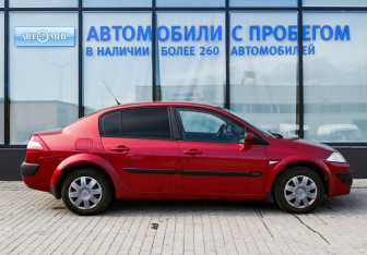 Подержанный автомобиль Renault Megane Sedan 2006 года (6 фото)