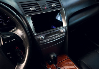 Подержанный автомобиль Toyota Camry Sedan 2011 года (9 фото)