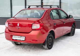 Подержанный автомобиль Renault Logan Sedan 2014 года (5 фото)