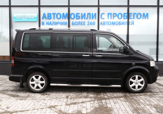 Подержанный автомобиль Volkswagen Multivan 2008 года (6 фото)