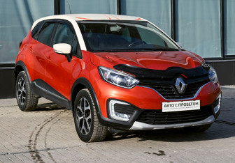 Подержанный автомобиль Renault Kaptur 2018 года (7 фото)