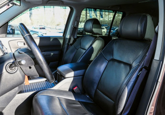 Подержанный автомобиль Honda Pilot 2013 года (15 фото)