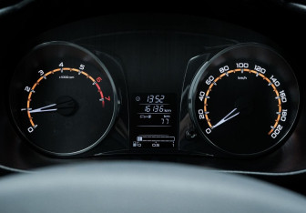 Подержанный автомобиль LADA (ВАЗ) Granta Liftback 2024 года (14 фото)