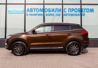 Подержанный автомобиль Geely Atlas 2019 года (2 фото)