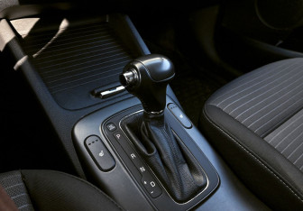 Подержанный автомобиль Kia Cerato Sedan 2015 года (10 фото)