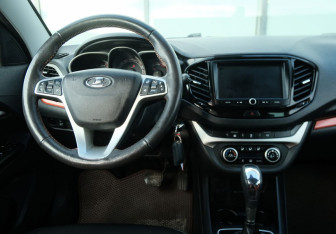 Подержанный автомобиль LADA (ВАЗ) Vesta Wagon 2022 года (10 фото)