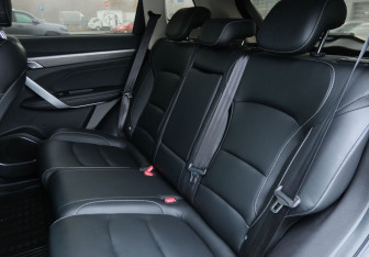 Подержанный автомобиль Geely Atlas Pro 2022 года (18 фото)