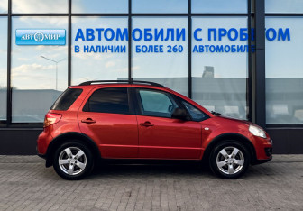 Подержанный автомобиль Suzuki SX4 Hatchback 2011 года (6 фото)