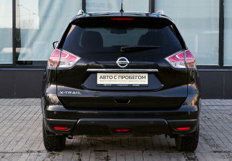 Подержанный автомобиль Nissan X-Trail 2014 года (4 фото)