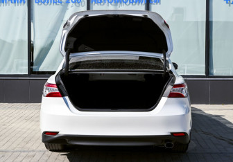 Подержанный автомобиль Toyota Camry Sedan 2019 года (20 фото)