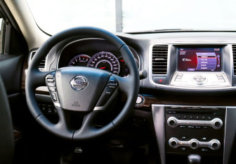 Подержанный автомобиль Nissan Teana 2012 года (21 фото)