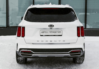 Подержанный автомобиль Kia Sorento 2020 года (4 фото)