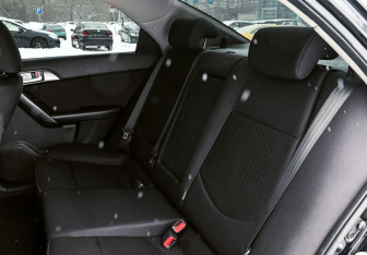 Подержанный автомобиль Kia Cerato Sedan 2010 года (18 фото)