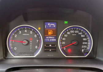 Подержанный автомобиль Honda CR-V 2012 года (18 фото)