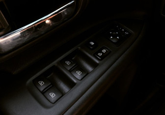 Подержанный автомобиль Mitsubishi Outlander 2020 года (12 фото)
