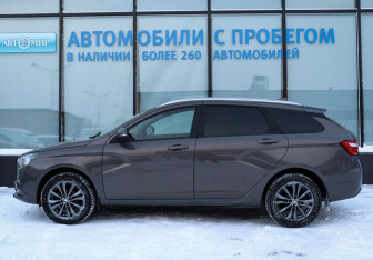 Подержанный автомобиль LADA (ВАЗ) Vesta Wagon 2020 года (2 фото)