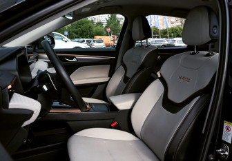 Подержанный автомобиль Haval Jolion 2023 года (18 фото)