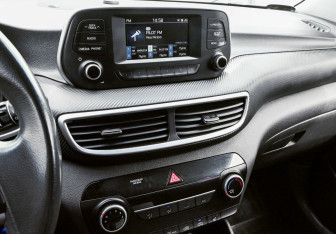 Подержанный автомобиль Hyundai Tucson 2019 года (10 фото)