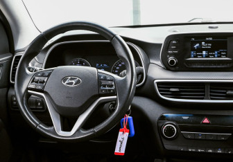 Подержанный автомобиль Hyundai Tucson 2019 года (19 фото)
