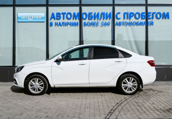 Подержанный автомобиль LADA (ВАЗ) Vesta Sedan 2019 года (2 фото)
