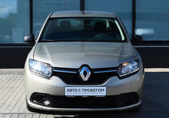 Подержанный автомобиль Renault Logan Sedan 2016 года (8 фото)