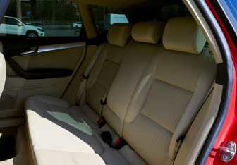 Подержанный автомобиль Audi A3 Hatchback 2009 года (15 фото)