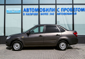 Подержанный автомобиль LADA (ВАЗ) Granta Sedan 2016 года (2 фото)