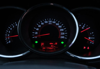 Подержанный автомобиль Kia Sorento 2012 года (15 фото)