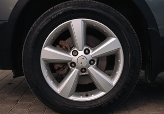 Подержанный автомобиль Nissan Qashqai 2013 года (17 фото)