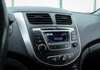 Подержанный автомобиль Hyundai Solaris Sedan 2016 года (12 фото)