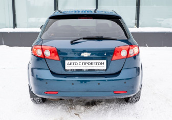 Подержанный автомобиль Chevrolet Lacetti Hatchback 2009 года (4 фото)