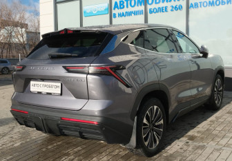 Подержанный автомобиль Jetour Dashing 2023 года (5 фото)