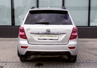 Подержанный автомобиль Lifan X60 2016 года (4 фото)