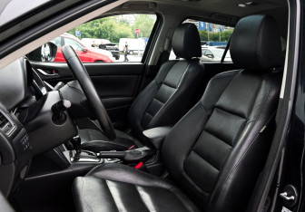 Подержанный автомобиль Mazda CX-5 2012 года (17 фото)