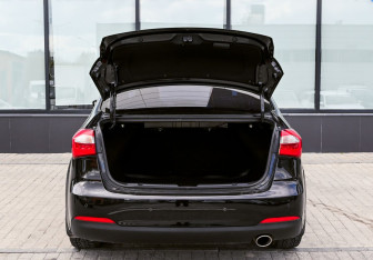 Подержанный автомобиль Kia Cerato Sedan 2013 года (20 фото)