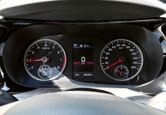 Подержанный автомобиль Kia K5 2021 года (11 фото)