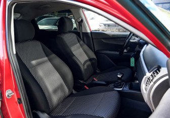 Подержанный автомобиль Kia Rio Sedan 2018 года (20 фото)