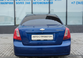 Подержанный автомобиль Chevrolet Lacetti Sedan 2012 года (4 фото)