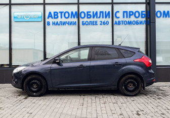 Подержанный автомобиль Ford Focus Hatchback 2012 года (2 фото)